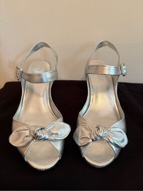 Ecco Women’s Silver Leather Open-Toe Knot Wedge Sandals — Size 37 (US 6-6.5)